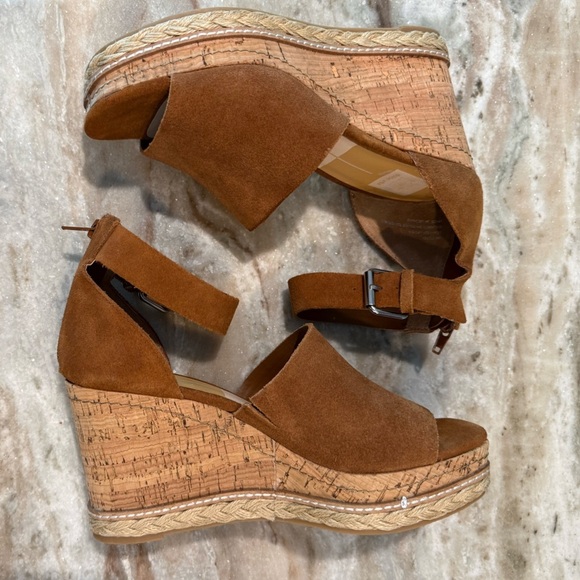 Women’s DOLCE VITA Otto wedge platform brown suede sandals- Size 9 - Picture 2 of 9